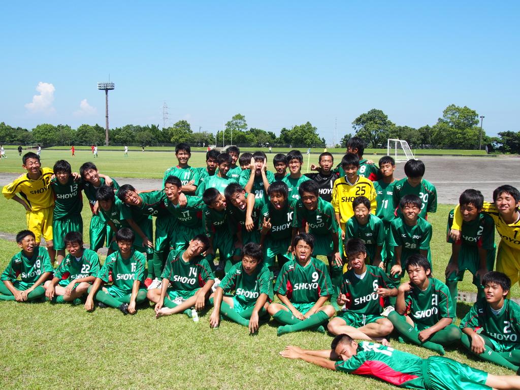 じゃんけんマン専属トレーナー 本日は松陽サッカー部のトレーナーとして鹿児島県高校サッカー1年生大会に帯同 めちゃ強いと評判の 神村学園に2 2の引き分け 明日は決勝トーナメント進出のために 点を取って 取って 取りまくれ 鹿児島県 高校サッカー 松陽 Http T Co じゃんけんマン専属トレーナー 本日は松陽サッカー部のトレーナーとして鹿児島県高校サッカー1年生大会に帯同 めちゃ強いと評判の 神村学園に2 2の引き分け 明日は決勝トーナメント進出のために 点を取って 取って 取りまくれ 鹿児島県 高校サッカー 松陽 Http T Co