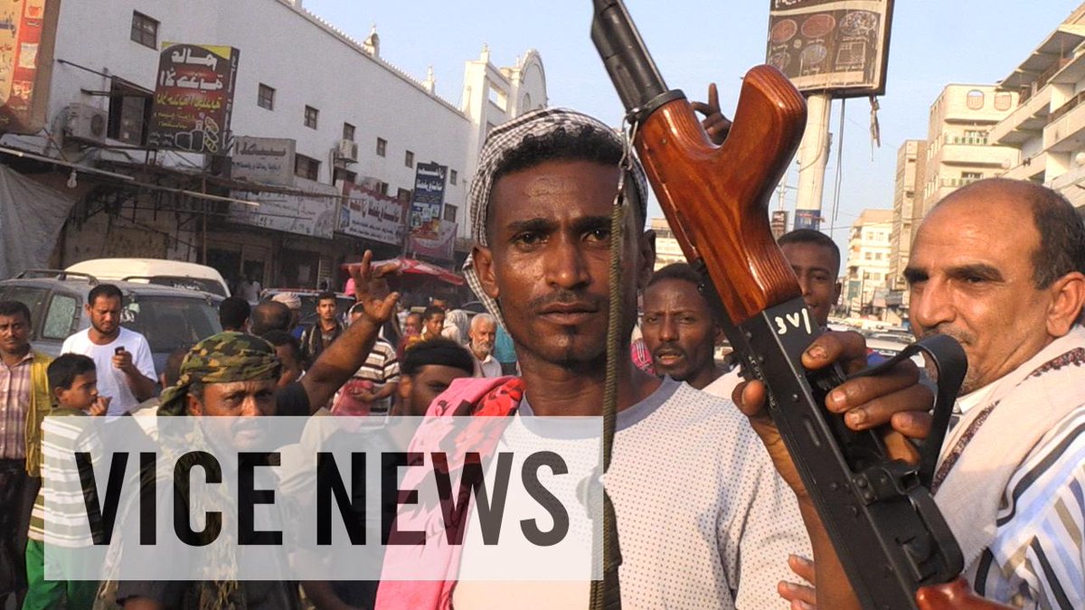 VICENews's tweet photo. "The defenders of the city are normal people." The siege of Aden: http://t.co/vdu4GMK5MS http://t.co/8a4B0WJvCL