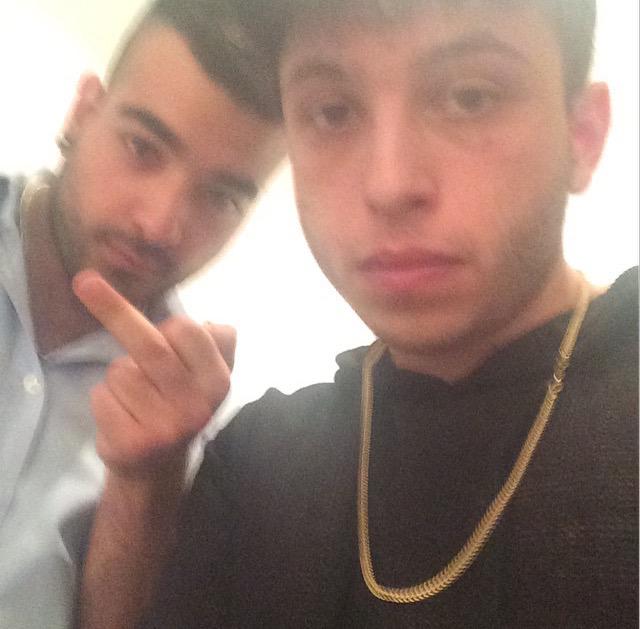 Honiro's tweet photo. "Dio è Perfetto, Io No" di LowLow feat Luca J, brano estratto da #MetricheVol2.
http://t.co/HNxob43Ktb http://t.co/9WeWNSwwjI