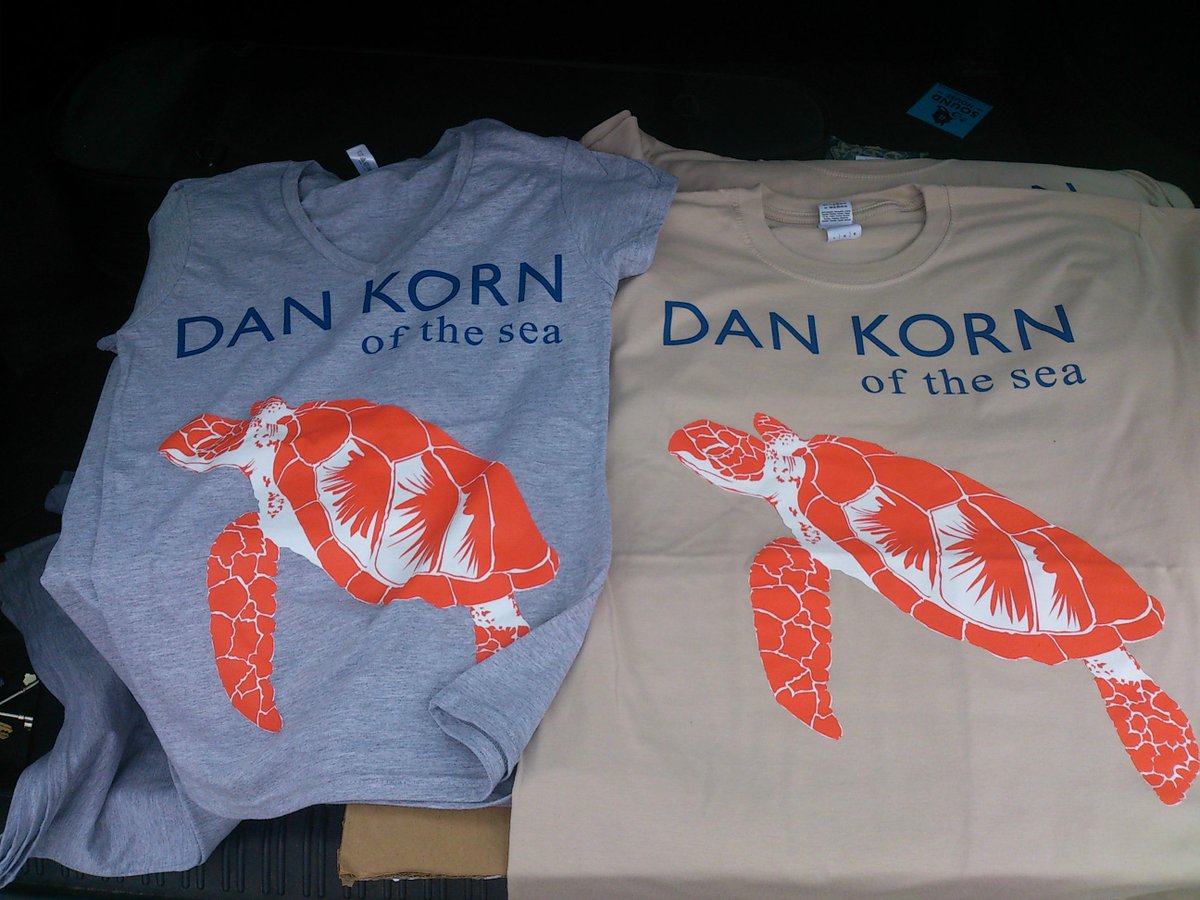 DanKornMusic's tweet photo. New merchandise now available http://t.co/ElmqYKDLaS
Featuring Turtle artwork by Bill Talbot :) @CosyStudios http://t.co/2HRqWBfnbk