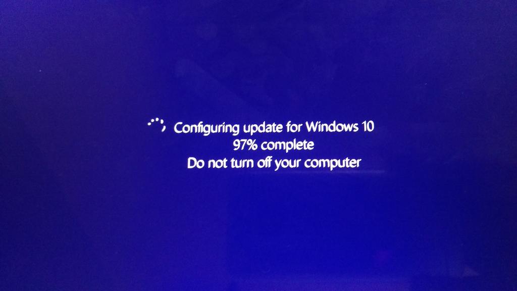 joshoholic's tweet photo. Yes!!! #Windows10 http://t.co/DBOsqj4T6H