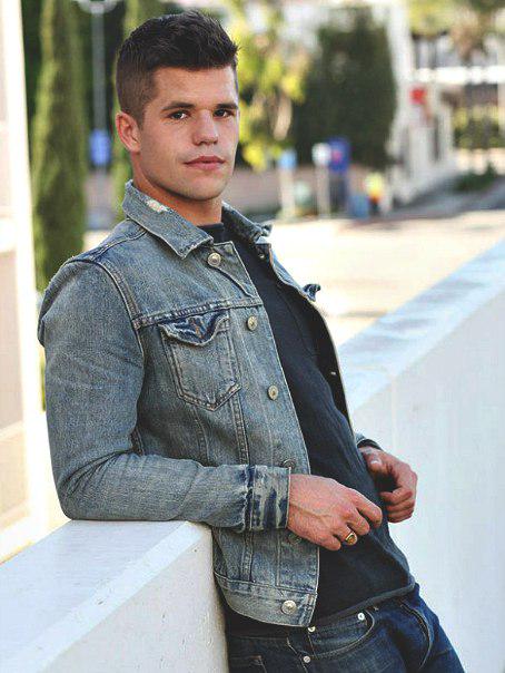  Happy Birthday,Charlie We so much love you Have a wonderful day 