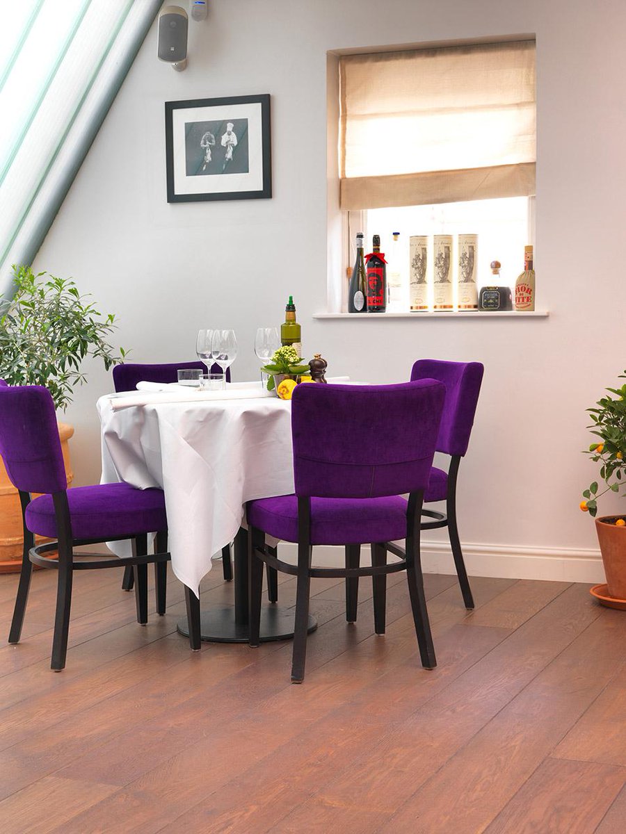 HittOak's tweet photo. #Cavallino Restaurant. Bespoke finished Oak. http://t.co/HhV9Meaarq