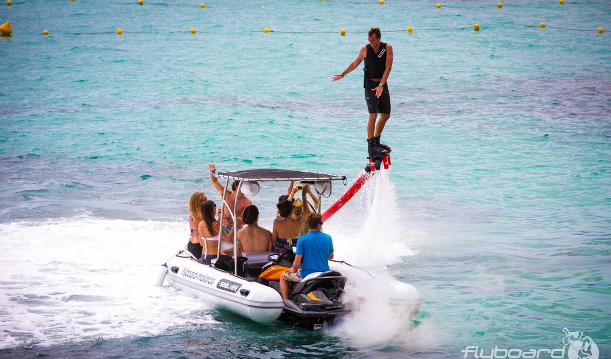 EspanaEnLatam's tweet photo. Propuestas de adrenalina en las costas de #España
http://t.co/rI1qrwE3Ku
#flyboard #kitesurf #paddlesurf #surf #spain http://t.co/QVnqXWPT8C