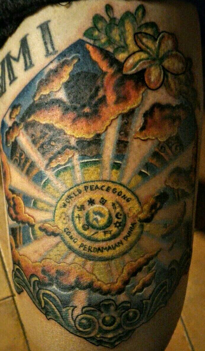Rumble_Empire's tweet photo. "Perdamaian Dunia". Karya @gautputu dri #RumbleEmpire d #MagicInk Tattoo Contest, Sasana Budaya, Kertalangu, DPS http://t.co/u4wATWFBEl
