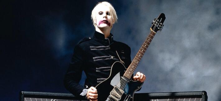 Happy birthday John 5 (aka John Lowery), 44, virtuoso guitarist known both for his work with Marilyn Manson and solo. 