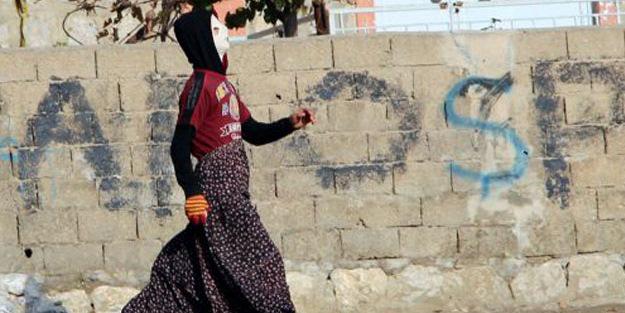 Etek giyip Şerefini kaybedenlerin yaşaması HARAM Olsun #AğrıdaKatliamVar