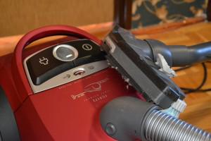 MirageTX's tweet image. Vacuuming Tips to Help the Mirage Floors Gleam - bit.ly/1JyOmUQ