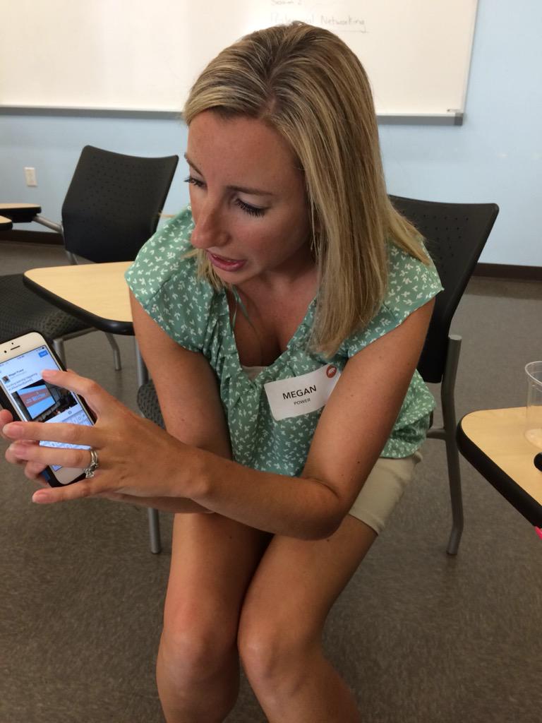 ibmakman2's tweet image. With Megan learning about Tweeting. @MPOWERingEDU #CATeachersSummit