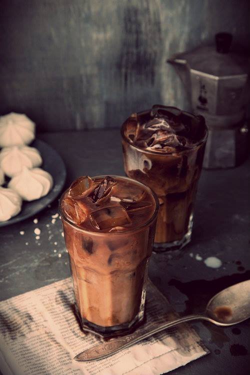 Moctezuma_Choco's tweet photo. ¿Indecis@? Mézclalos #chocolate #chocozuma #café #FelizViernes http://t.co/KsBkac3Zzm