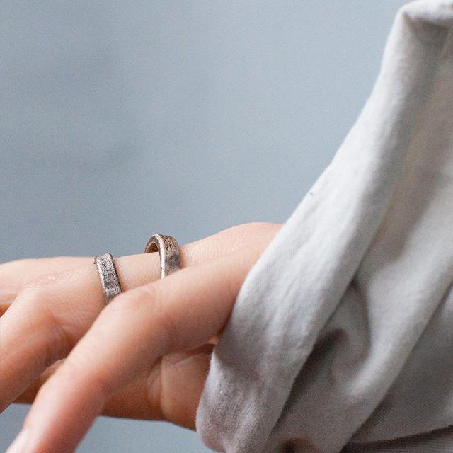 alejandrad's tweet photo. #NEW #PERIZPAZIA: nuevo #AmuletoPZ de #aceroinox. Dos #anillos con un pequeño quiebre, uno… http://t.co/4goZsJYNFz http://t.co/eYHoxV6lRb