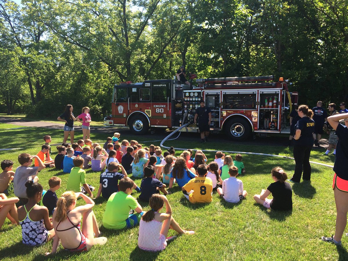 UGTParksRec's tweet photo. @UGTFD Thank you for educating and cooling off our campers today! http://t.co/uIoaHy4zSY