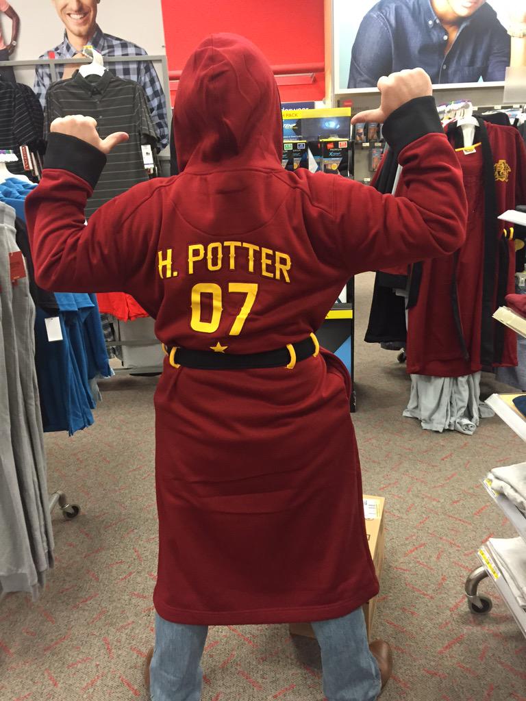 Be on the lookout for H. Potter seeking for redcards here at #T1939 <a href="/kirbyhunt/">Kirby Hunt</a> @michellefiene