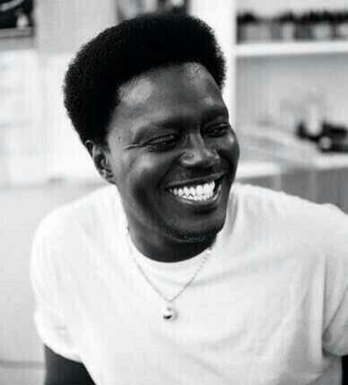 WORLDSHIPHOP's tweet photo. R.I.P Bernie Mac  Retweet If He Ever Made You Laugh 😂😂🙏🏾🙏🏾 http://t.co/XxqQFrWBBz