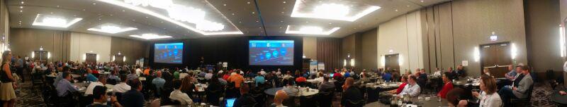 JBKnowledge's tweet photo. Full house during @JamesMBenham's closing keynote at @AGCIT Forum! #FutureTrends #AGCSolved #AGCIT #JBTechTalk http://t.co/TR1obIozKk