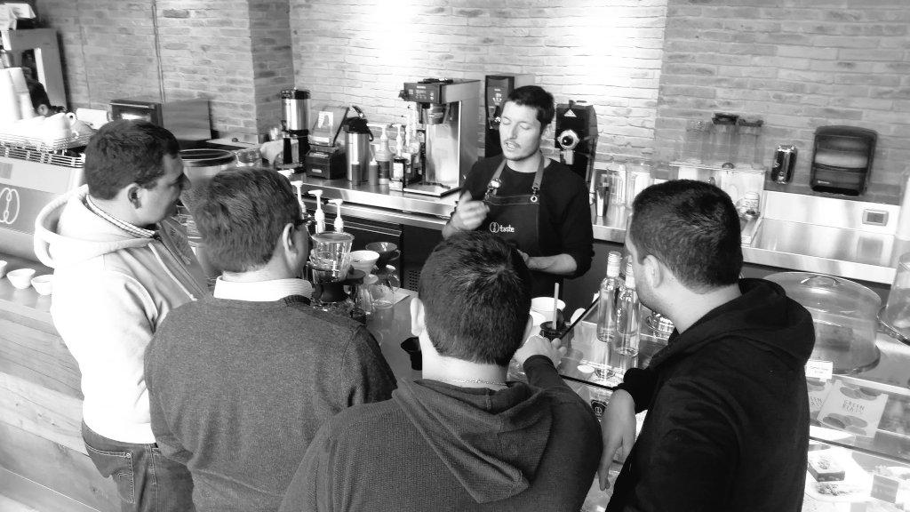 Consejos de nuestro #Barista Felipe en los #cafe #grano o #molido tu elijes como llevar a #casa