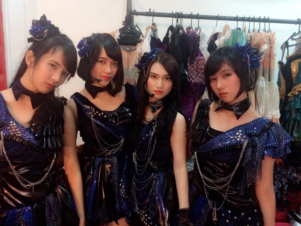 kinalkinal's tweet photo. Asik arashi no yoru ni wa🙏🏿 http://t.co/lB3srTooPm
