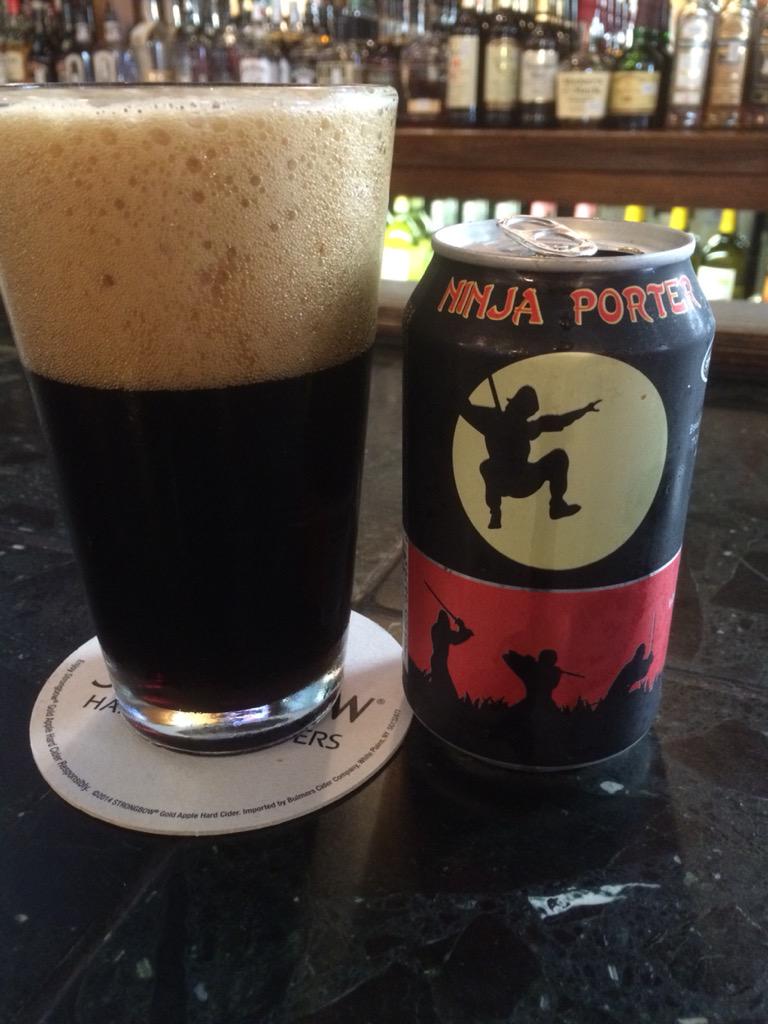 filmbuffreviews's tweet photo. Just opened a can of whoop ass at @HannahFlanagans in #Hendersonville - thx @AshevilleBrewin ! #craftbeer http://t.co/5RRorhRdOz