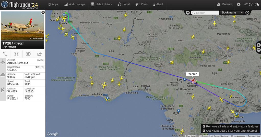 airlivenet's tweet photo. ALERT #TP287 landed in Seville due to a problem on a door sensor. http://t.co/f6ORBcFkiU