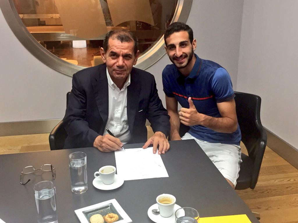 <a href="/GalatasaraySK/">Galatasaray SK</a> very happy 😀😀😀