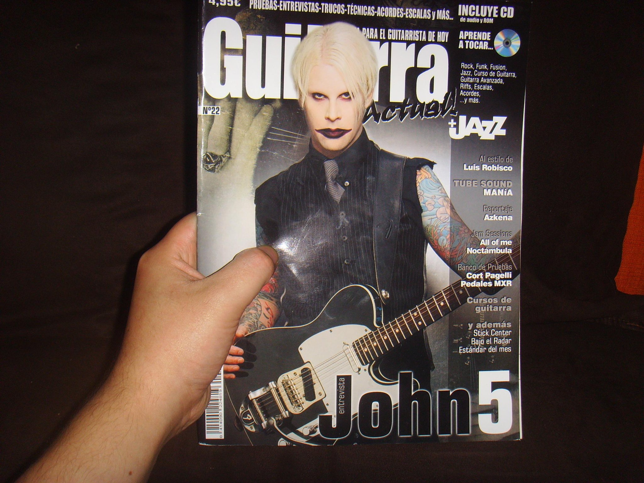  Happy Birthday John 5! You\re one of my favourites guitarist ever, i still have this magazine :) 