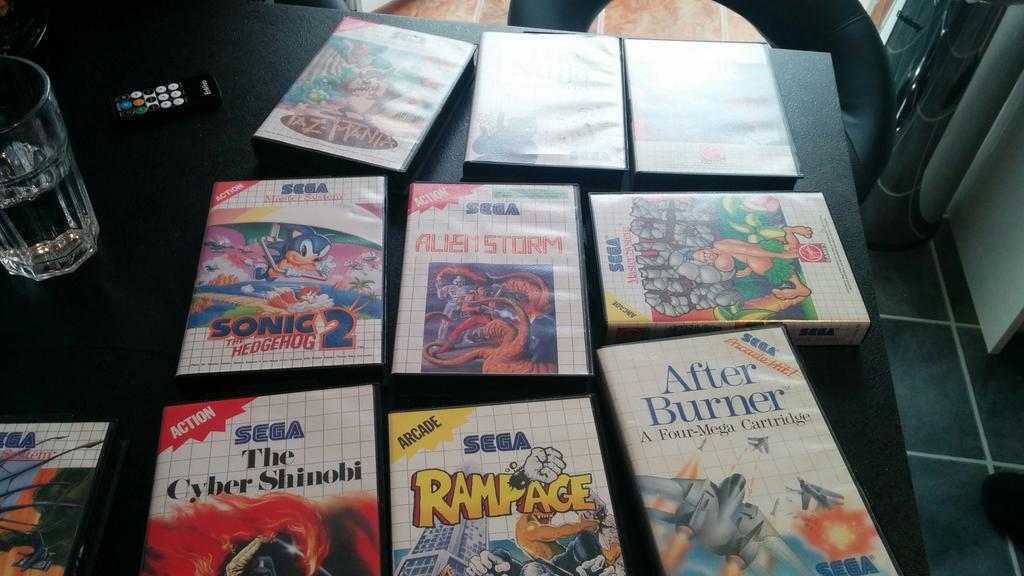 Chibette's tweet image. Time for a retro Sega gaming session methinks #segaMasterSystem2