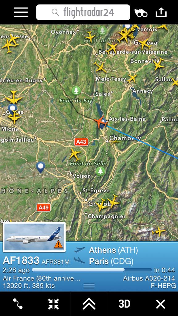 airlivenet's tweet photo. LIVE: Air France #AF1833 from Athens has declare an emergency http://t.co/PnltA47zgp - @NikPhillips666