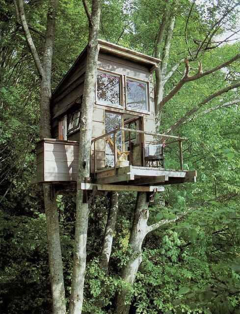 EleanorReignTWM's tweet photo. -trembling breath, Lenore sat down exhaustedly on the floor of the deck, resting her cheek against the railing. http://t.co/SvI7JNUiCC