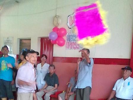 inassBarinas's tweet photo. Celebración Cumpleañeros del mes de Julio en INASS Barinas, @inassBarinas @DPresidencia @FuentesMaey @lgonzal7_123 http://t.co/1CPHq4PQzu