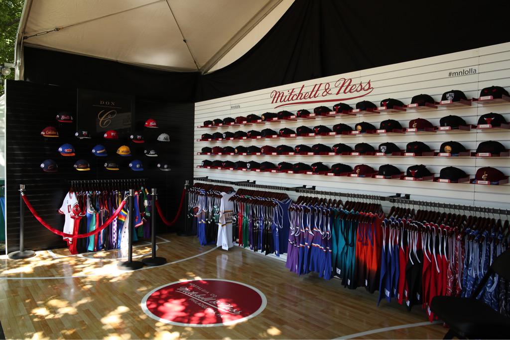 mitchell_ness's tweet photo. Layout. @lollapalooza @justdon #mnlolla #mnheadwear #mnsnapbacks #mntanktops #mnauthentics http://t.co/FddDRp4r7R http://t.co/QEtFW6IzXl