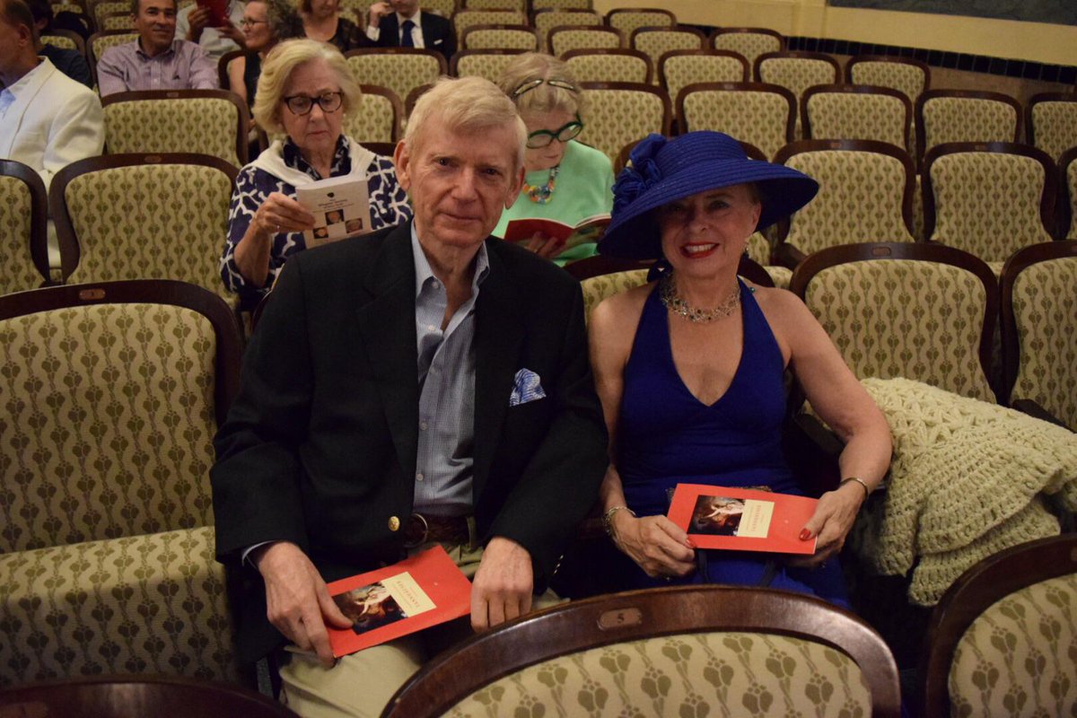 ApotheosisOpera's tweet photo. This exquisite pair - also a part of @wagnersocietyny - traveled from D.C. to be here tonight! http://t.co/8Zj3tcEbnY