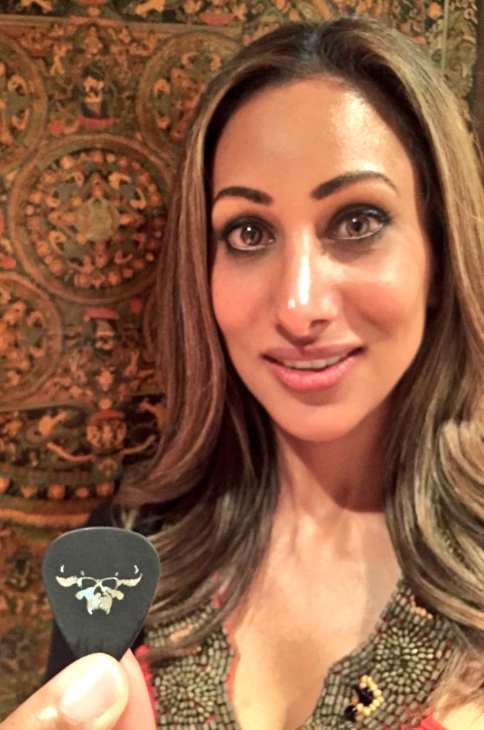 Amber Gill tweet media