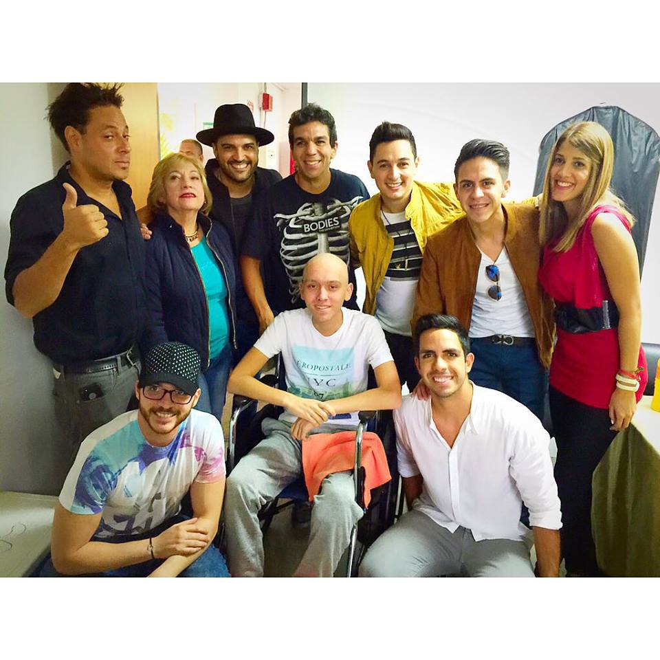 BenavidesFCUpa's tweet photo. Aquí estamos unidos por #KennethBrandt #48ConKenneth❤ http://t.co/bRTpiYleF2