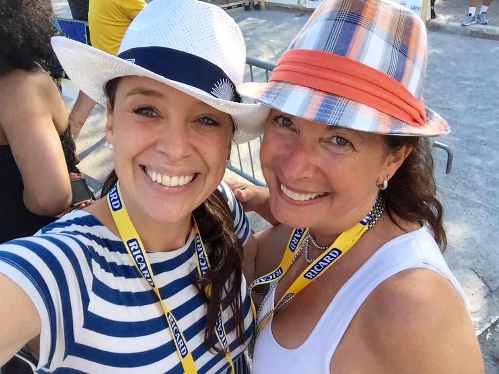 Aujourd'hui on a sorti nos boules! Hein <a href="/NatalieRichard/">Natalie Richard</a> ? ;) ☀️ | Concours de pétanque #Ricard des Médias 2015