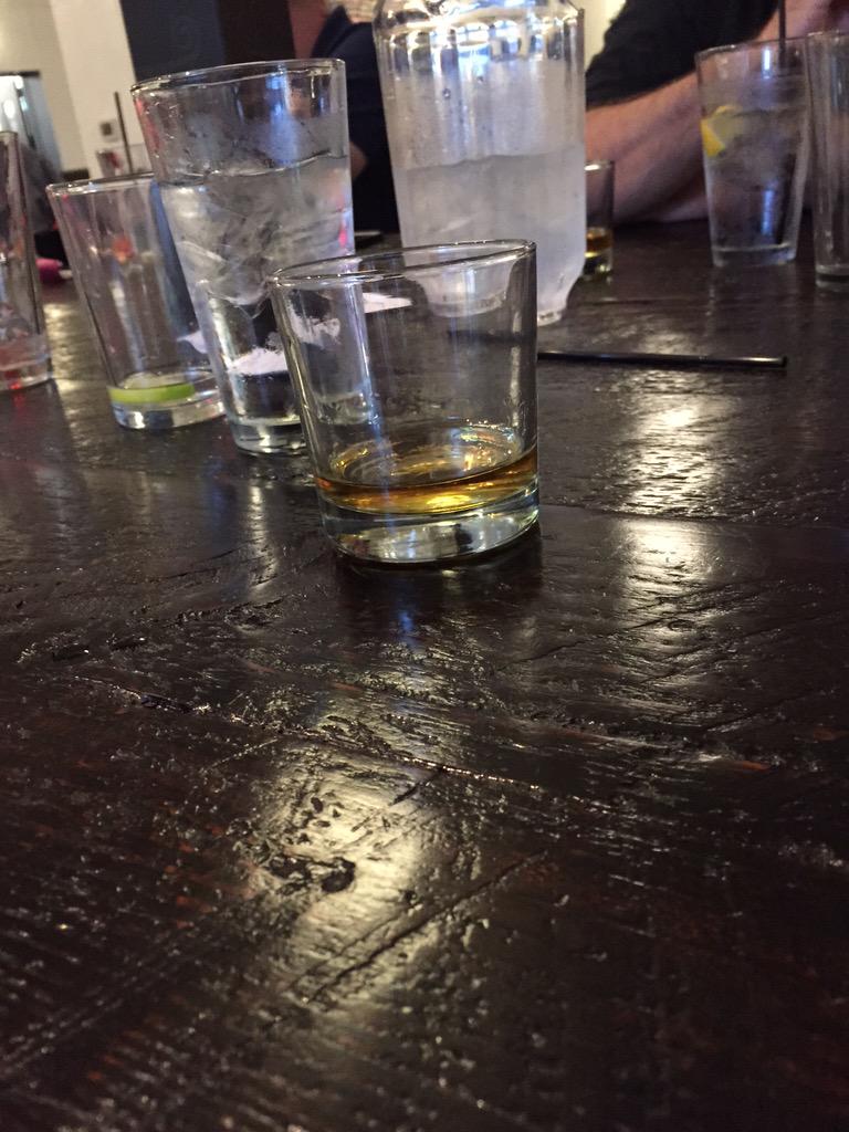 JayRunsFar's tweet photo. Scotch night in midtown. #Hbg http://t.co/1VijcGg9hZ