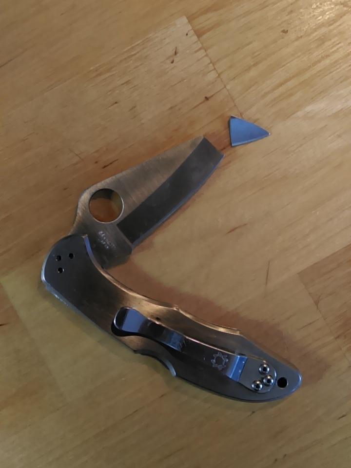 What's a <a href="/SpydercoKnives/">spydercoknives</a> warranty look like? #EDC