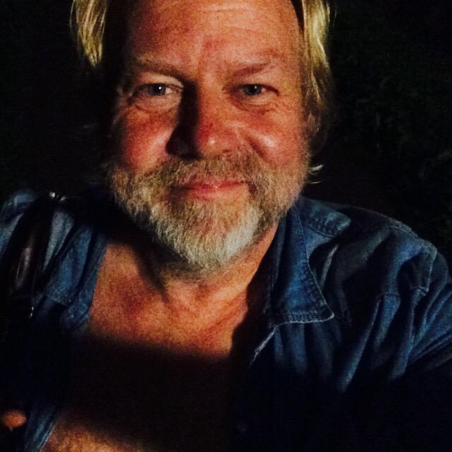 skinntrumpet's tweet photo. Promenerar bäckeliden fram full å glad! Tack som fasen alla! #badjävlar http://t.co/p60oiG61Fw