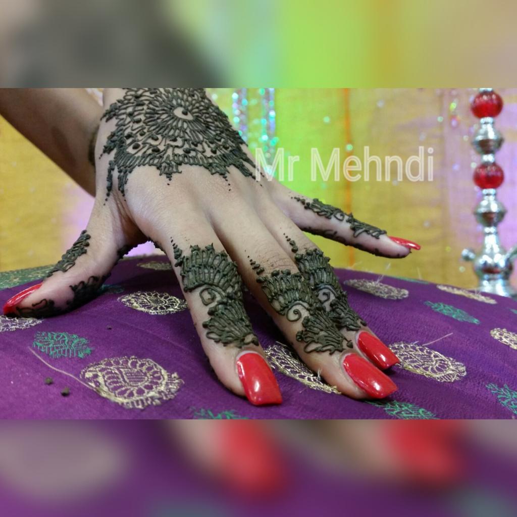 MrMehndi's tweet photo. Today's bridal for the lovely Rekha... #MrMehndi #MrMehndiSignatureBrides #mehndi #henna #indian #pakistani #bride http://t.co/B2dEMs44uE