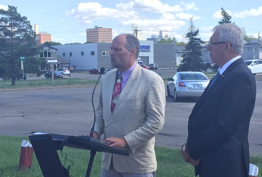 drewcaldwell's tweet photo. With @LarryMaguireMP today announcing $38.5 million provincial/$19.2 million federal for #DalyBridge. #mbpoli #bdnmb http://t.co/AmYxzXhNGG
