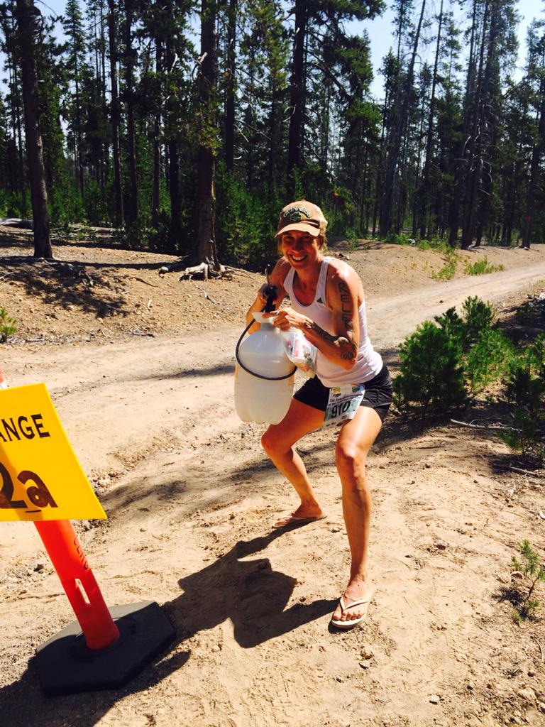 RelntlessRnrCLR's tweet photo. Trying to stay cool! ☀️🔥☀️💧💧💧 http://t.co/Z9CzUb2B3m