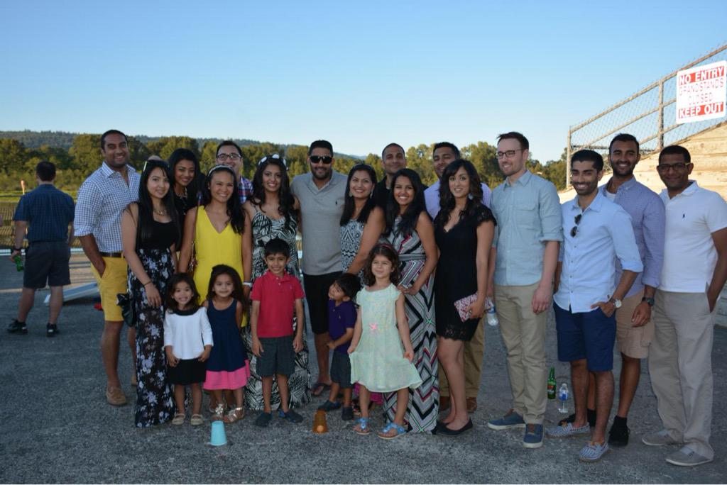 nthakore1's tweet photo. @tejal87 #tejwedsnir fun times and family at the wedding. http://t.co/GEsEJnrVle