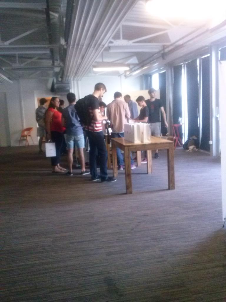 Antoine_Riff's tweet image. @oneplus #OnePlus2 #OnePlusEvent #OneplusParis #OnePlusBag #InviteOneplus !!