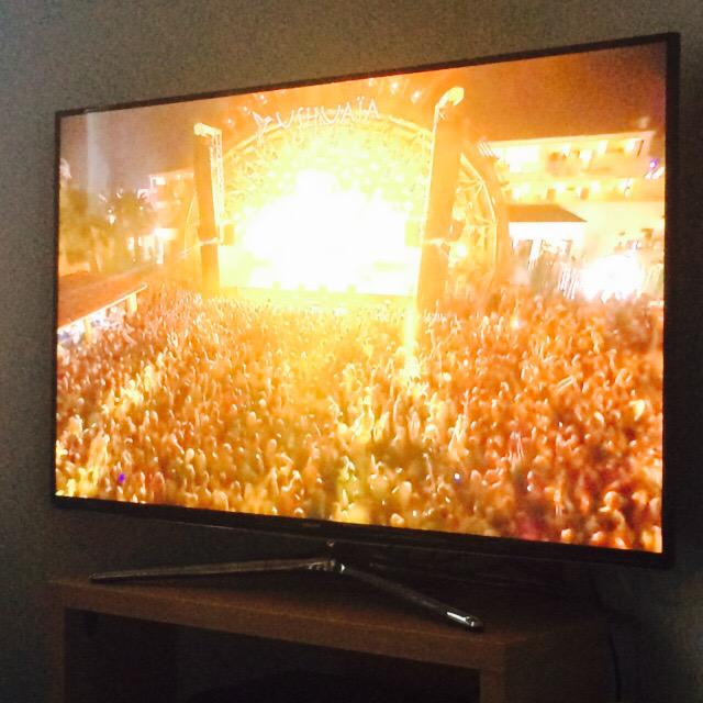AmyWest15's tweet photo. Bringing back amazing memories! 🎵🍷😁 @xkatie90x @AbbieLouWilson #ibiza#3yearsago#takemeback#ushuaia http://t.co/PTnJ33rKT4