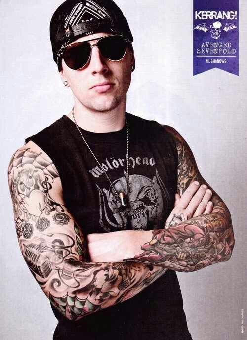 Happy birthday to M. Shadows! 