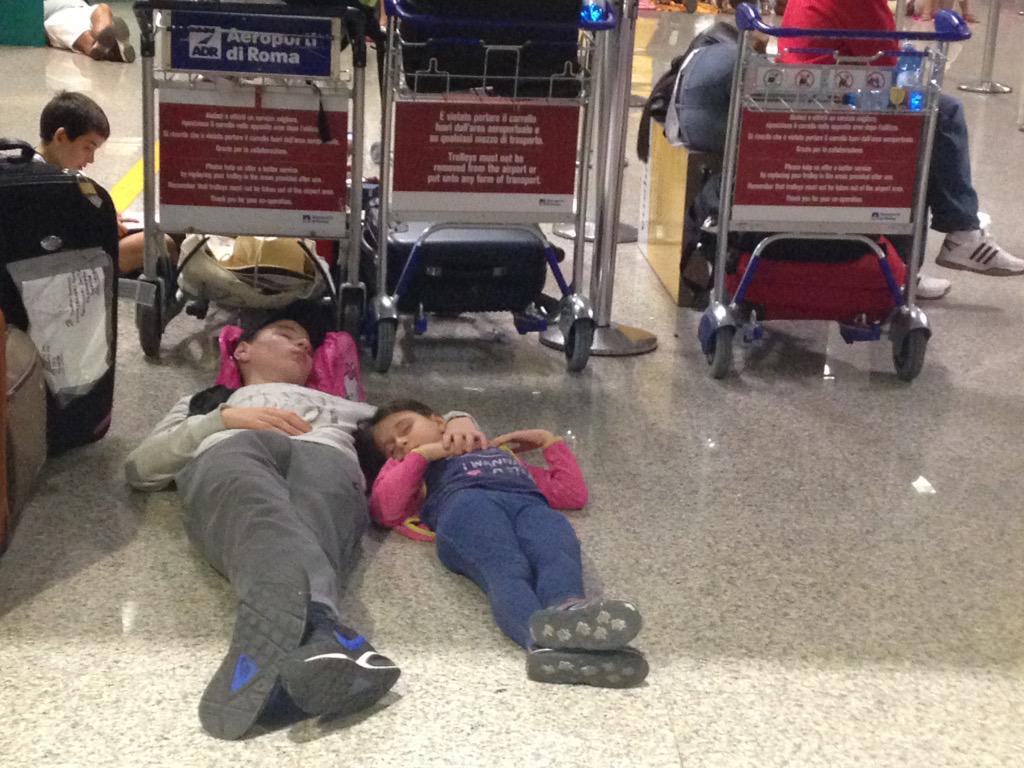 tralongoMD's tweet photo. #nomorevueling http://t.co/5rZRtjbkXd