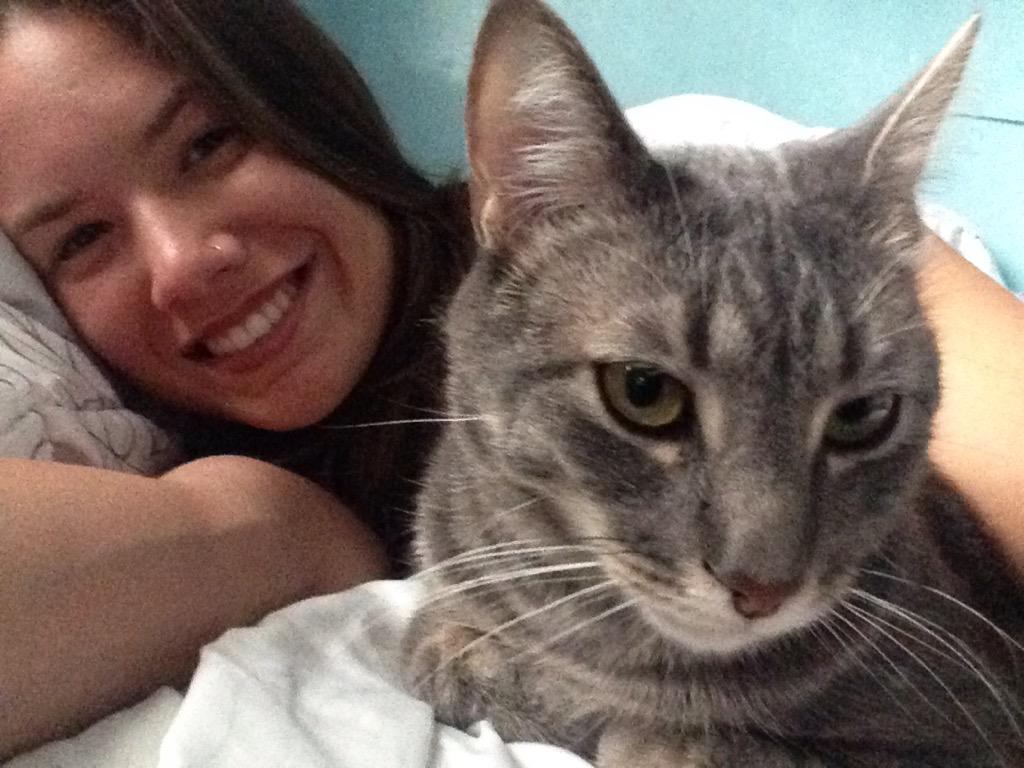 aruffino315's tweet photo. Hanging with my son 🐱❤️ http://t.co/bv05404Crr
