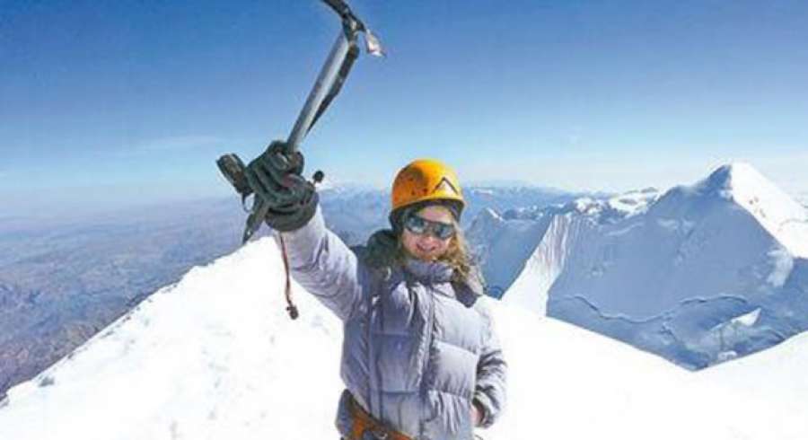 A3Noticias's tweet photo. Una niña de 11 años corona el nevado boliviano de Illimani http://t.co/vJLjSaPjgS http://t.co/54EpIdtvmS