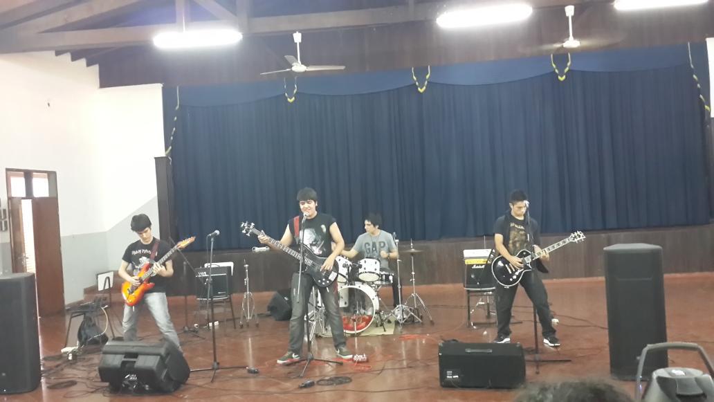 SanclePJE's tweet photo. Nihon Gakko #preseleccion #ConcertTime3 http://t.co/6bx327HdMI
