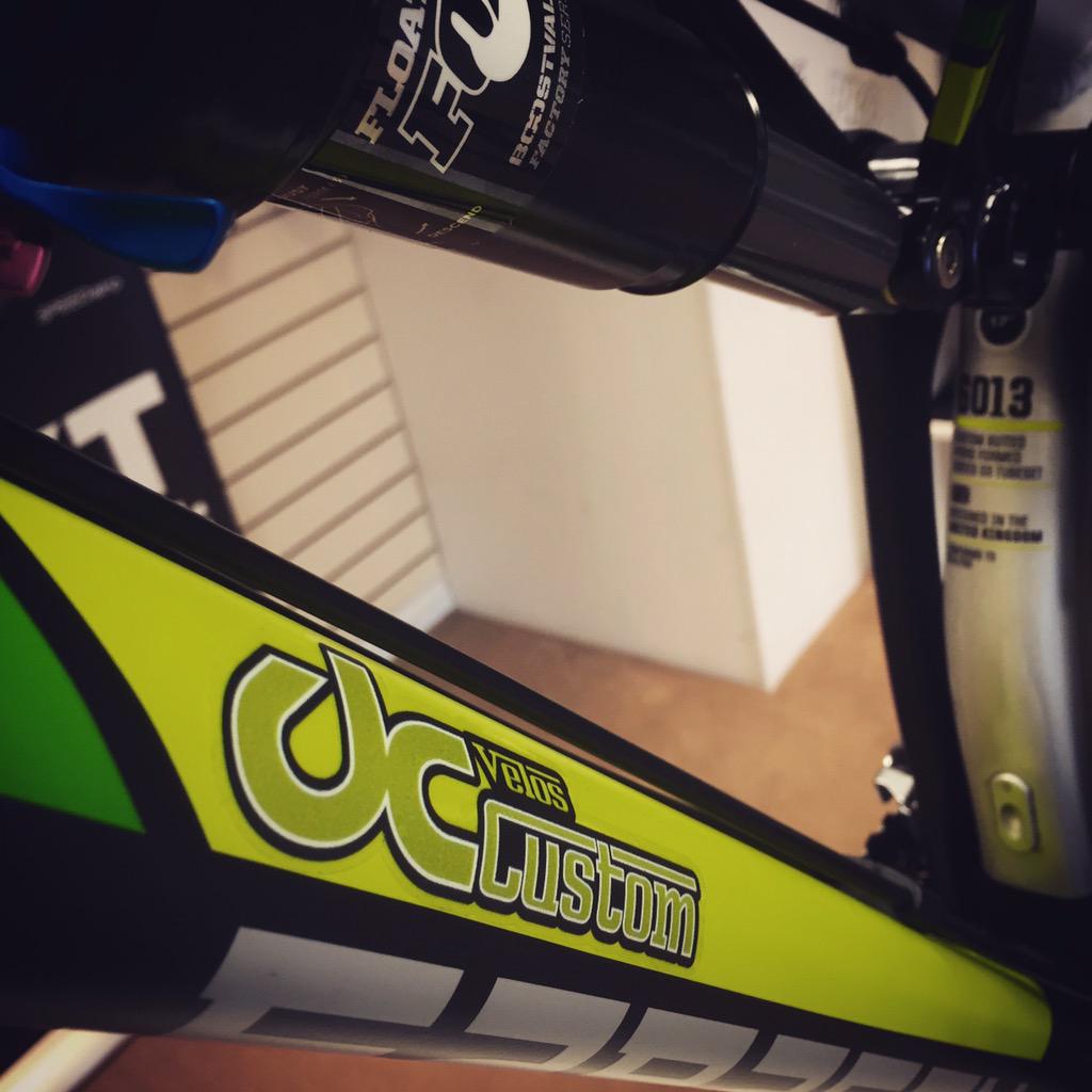 PH_Designs_Co's tweet photo. Loving this DC Customs  @SaracenBikes Kily Flyer @velocitybike store ! This is one fun ripper! http://t.co/c0D3kZbHEE