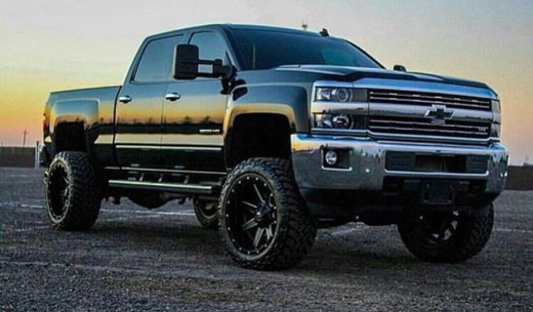 _LiftedTrucks_'s tweet photo. #Chevy http://t.co/n9HxPv72aI